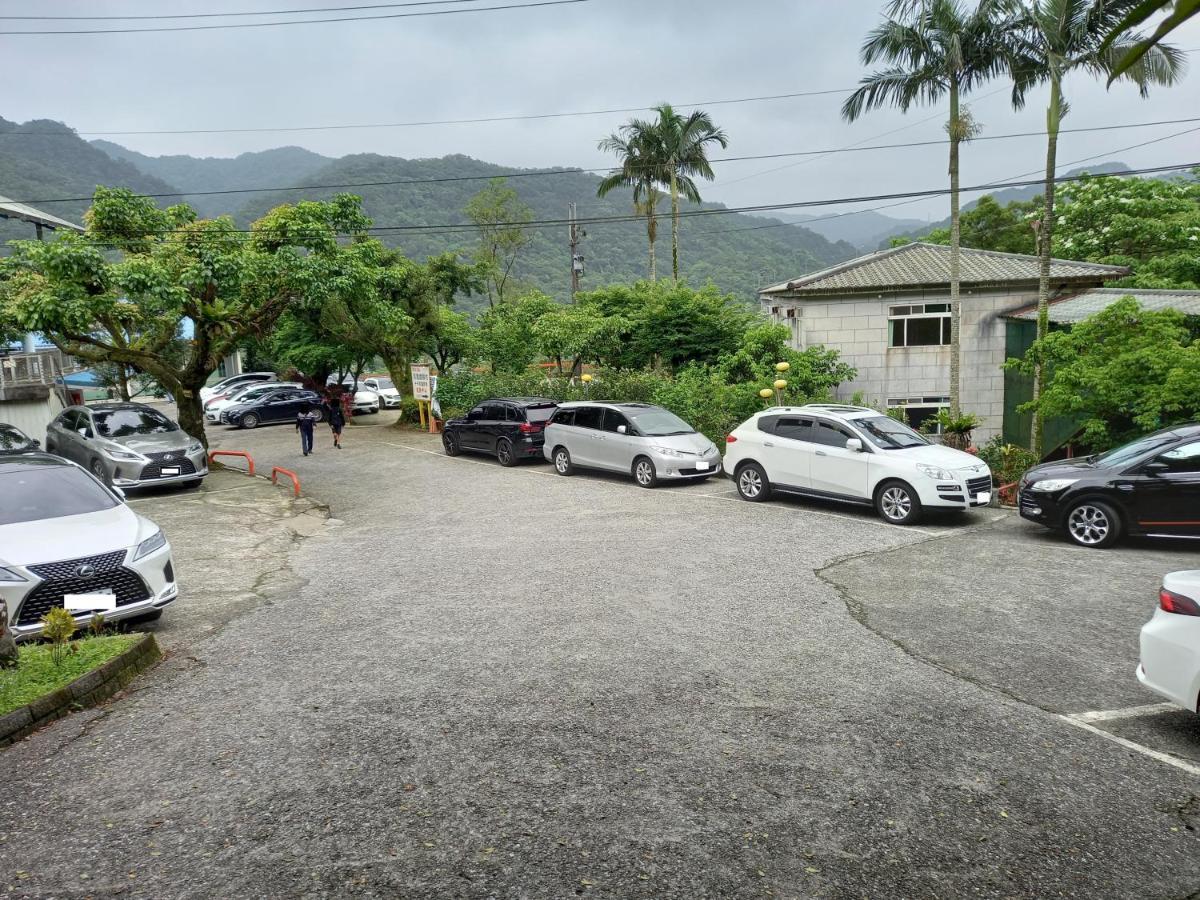 Very Happy Homestay Pingxi Exteriör bild